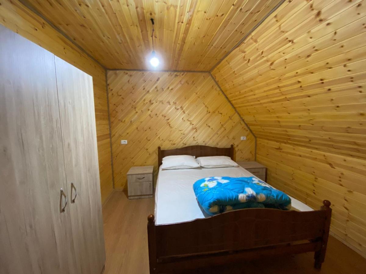Bujtina Vellezerit Grrela Hotel เธทธ์ ภายนอก รูปภาพ